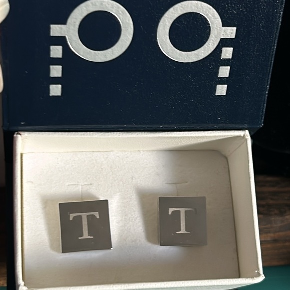 NEW Dual Monocle Monogrammed “T” Cufflinks Silver Tone in Gift Box - Picture 5 of 6